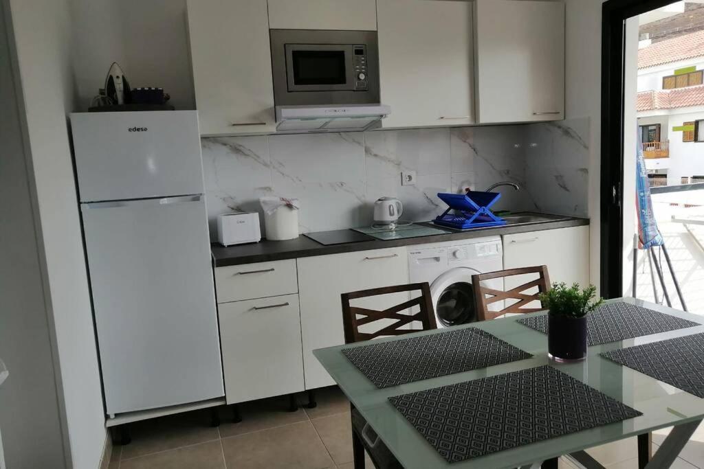 Apartment Near The Beach Playa de las Americas  Esterno foto